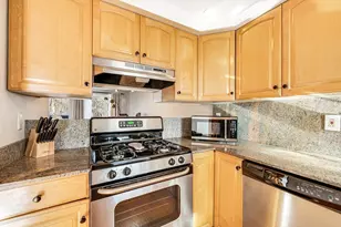 81 Alcott Cir, Taunton, MA 02780 - Photo 4