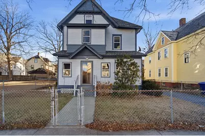 106 Amherst St, Springfield, MA 01109 - Photo 2