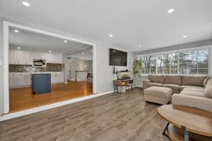 1015 South St, Tewksbury, MA 01876 - Photo 10