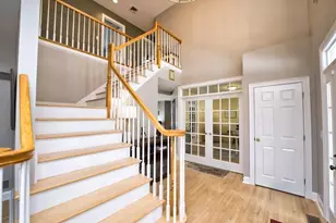 2 Winterberry Ln, Westport, MA 02790 - Photo 4