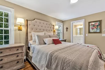 9 Washburn Pl, Dennis, MA 02641 - Photo 16