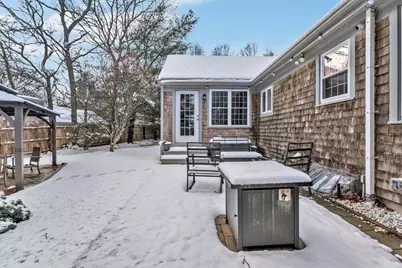 9 Washburn Pl, Dennis, MA 02641 - Photo 38