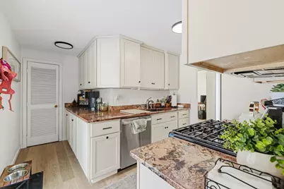 239 Powderhorn Dr, Taunton, MA 02780 - Photo 8