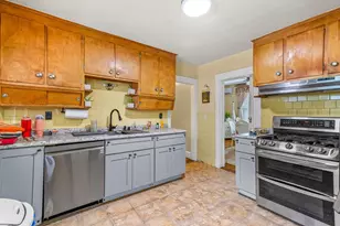 172-174 Franklin St, Boston, MA 02134 - Photo 8