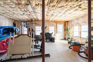 40 Arlington Ave, Dracut, MA 01826 - Photo 34