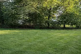 1045-1047 Worcester St, Springfield, MA 01151 - Photo 10