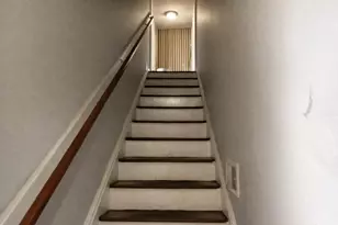 1045-1047 Worcester St, Springfield, MA 01151 - Photo 6