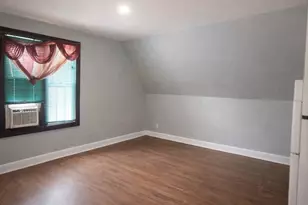 1045-1047 Worcester St, Springfield, MA 01151 - Photo 4