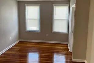 70 Jencks St, Fall River, MA 02723 - Photo 2