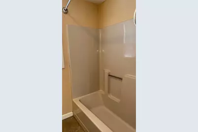 192 Pleasant Street #25, Leominster, MA 01453 - Photo 22