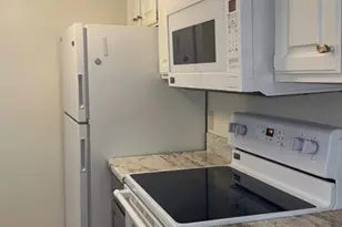 192 Pleasant St, Leominster, MA 01453 - Photo 8