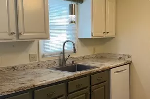 192 Pleasant St, Leominster, MA 01453 - Photo 6