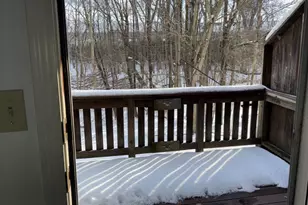 192 Pleasant St, Leominster, MA 01453 - Photo 16