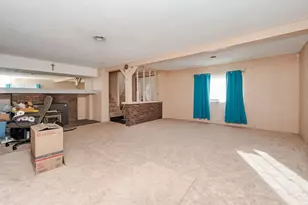 731 Hilldale Ave, Haverhill, MA 01832 - Photo 10