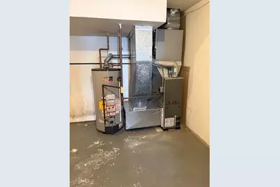 35 Whitney Avenue #33, Lowell, MA 01850 - Photo 34