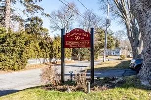 39 Blossom Ave, Barnstable, MA 02655 - Photo 2