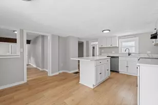 85 Roosevelt Ave, Athol, MA 01331 - Photo 16