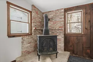 85 Roosevelt Ave, Athol, MA 01331 - Photo 28