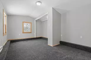 85 Roosevelt Ave, Athol, MA 01331 - Photo 32