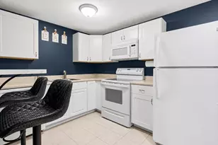 1617 Braley Rd, New Bedford, MA 02745 - Photo 8