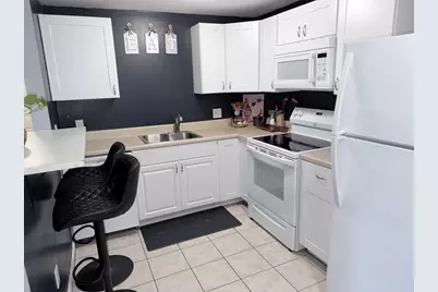 1617 Braley Rd #82, New Bedford, MA 02745 - Photo 8