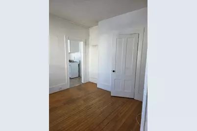 32 Brown #1, Waltham, MA 02453 - Photo 4