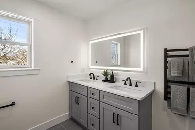 35 Neillian Way #35, Bedford, MA 01730 - Photo 18