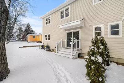 35 Neillian Way #35, Bedford, MA 01730 - Photo 26