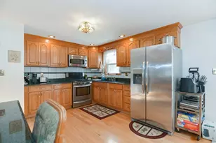 51 Heritage Rd, Billerica, MA 01821 - Photo 6