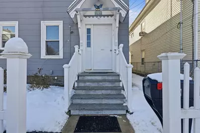 40 Fairmont St, Lawrence, MA 01841 - Photo 2