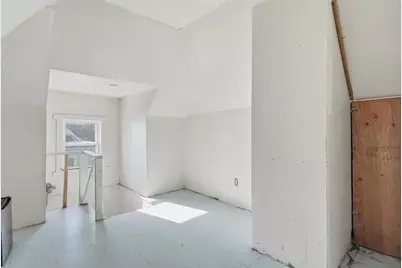 40 Fairmont St, Lawrence, MA 01841 - Photo 24