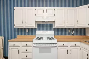 21 Green St, Brookline, MA 02446 - Photo 28