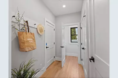 10 Webber Avenue #201, Bedford, MA 01730 - Photo 10