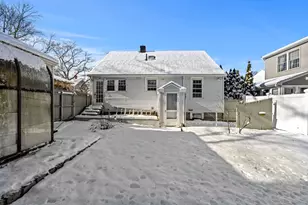 25 O'Hearn St, Fall River, MA 02720 - Photo 10