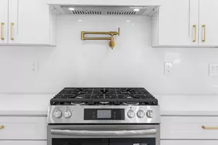 12 Lands-End Rd, Tyngsborough, MA 01879 - Photo 8