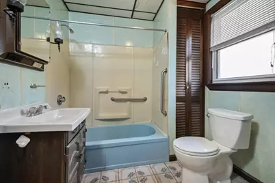 34 Putnam St, Somerville, MA 02143 - Photo 24