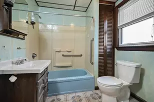 34 Putnam St, Somerville, MA 02143 - Photo 24