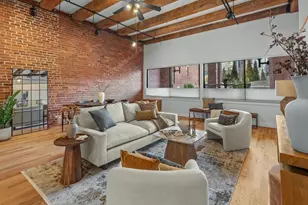 33 Sleeper St, Boston, MA 02210 - Photo 4