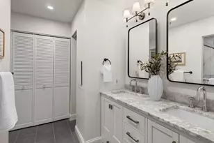 33 Sleeper St, Boston, MA 02210 - Photo 14