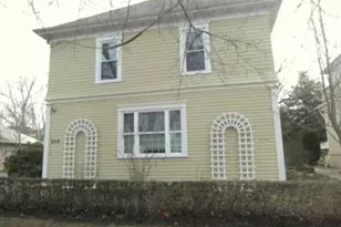 285 Hawthorn St, New Bedford, MA 02740 - Photo 2