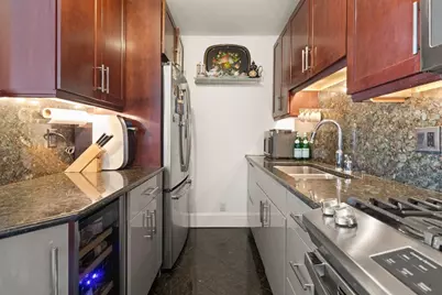 8 Whittier Place #17E, Boston, MA 02114 - Photo 14