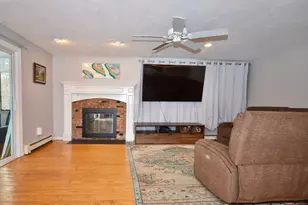 32 Gault Rd, Wareham, MA 02576 - Photo 6