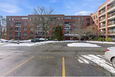 22 Railroad St #407, Andover, MA 01810 - Photo 4