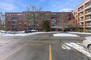 22 Railroad St, Andover, MA 01810 - Photo 4