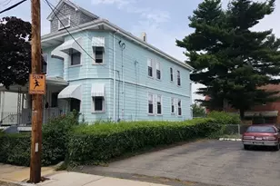 41 Bowdoin St, Medford, MA 02155 - Photo 14