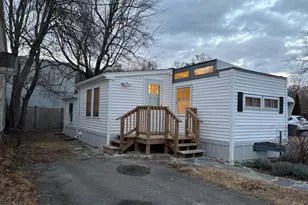 466 Newbury, Danvers, MA 01923 - Photo 10