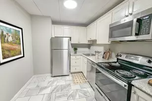 4 Hawes St, Revere, MA 02151 - Photo 2