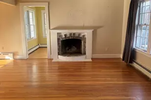 12 Pickwick, Marblehead, MA 01945 - Photo 2