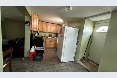 217 Plain St, Fall River, MA 02723 - Photo 6