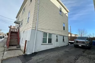 217 Plain St, Fall River, MA 02723 - Photo 2
